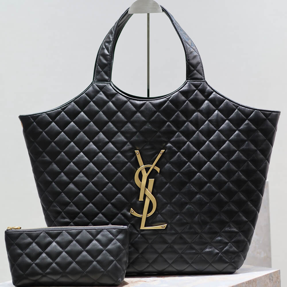 Y51  ICARE maxi shopping bag in quilted lambskin