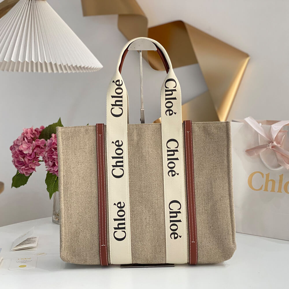 Chloe  Large Woody tote bag in linen