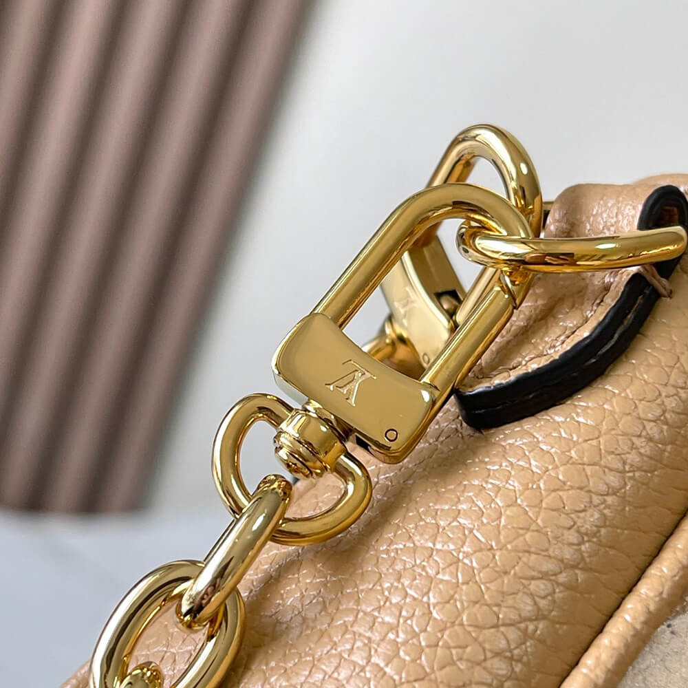 LV Wallet On Chain Ivy